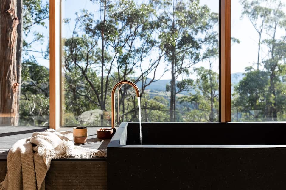 An architect-designed cabin in the Huon Valley, Glen Huon, Tasmania, Australia, photo 6 of 10