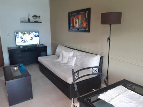 Successful Airbnb property: Spacious apartment a few meters from the sea in Mar De Las Pampas