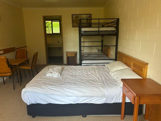 Green Gable student camper accommodation gallery image 5