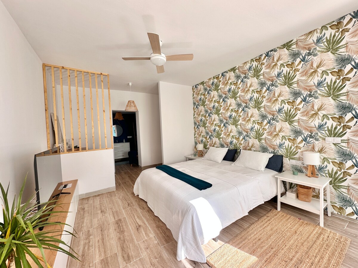 Suite with Private Access Houses for Rent in Elche, Comunidad