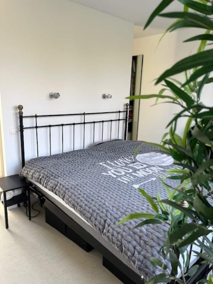 SLPK 1, Udoban bračni krevet u hladnoj sobi (bez klima-uređaja)