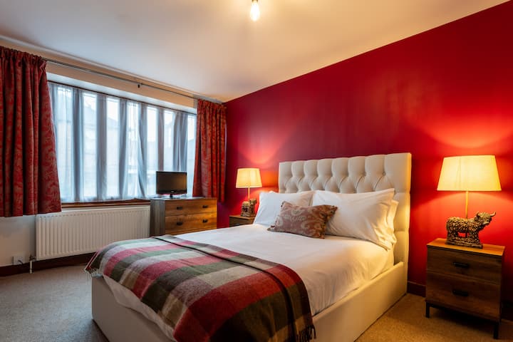 The Bull, A Country Retreat - Uckfield