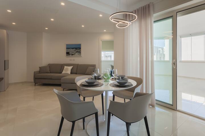 Palazzo Lux Stays 4 Ciro, Beach, Sea View, Centre gallery image 2