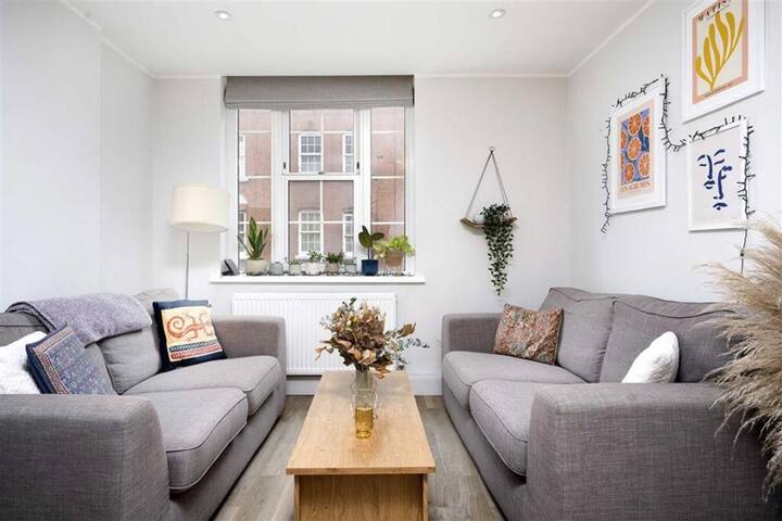 Cozy 2 BR Flat – 12 min walk to Buckingham Palace