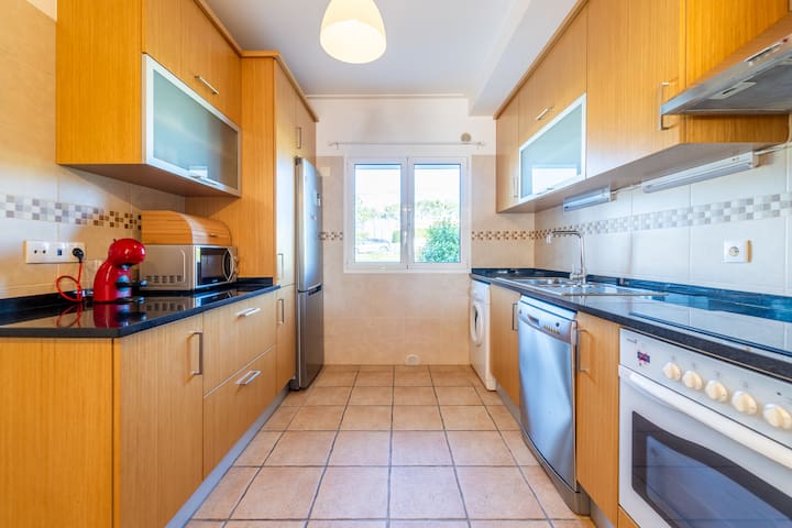 Entire home with 2 bedrooms in Aljezur - Arrifana 4 You