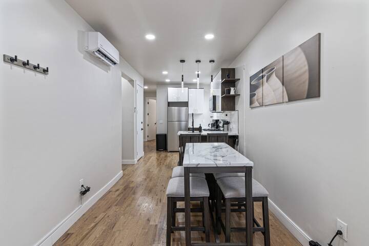 Modern 4BED 3BA Gem in Hoboken 15 min to New York gallery image 3