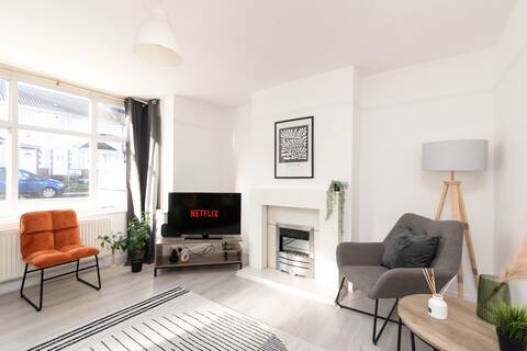 Ivy House - 3 Bedroom House In Bristol