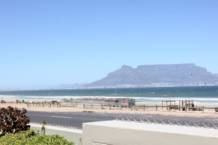 Ocean Bliss: Beachfront Haven in Cape Town
