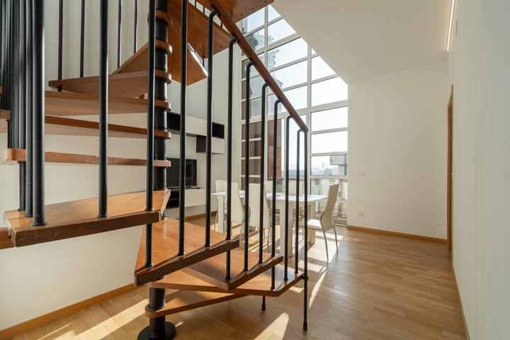 Elegant Penthouse | 4starbologna gallery image 2