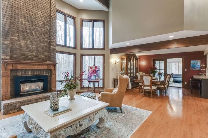 Oak Hill Manor gallery image 4