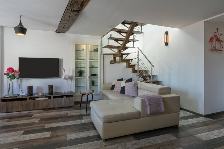 Christelle Et Bruno managed Airbnb listing 2