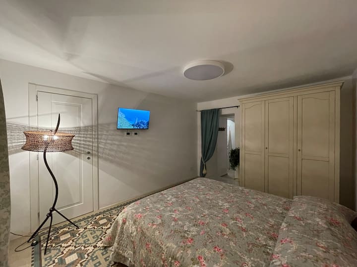 საძინებელი 2