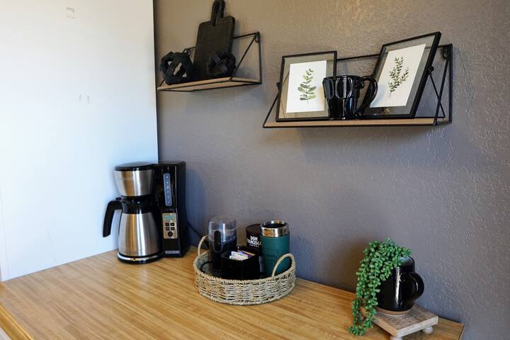 Warm & Welcoming Townhome