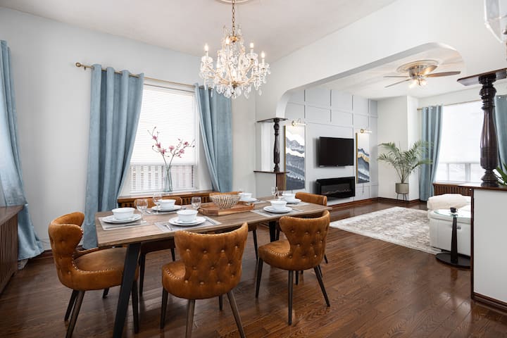 Your Holiday at Breathtaking 2 BR Apt & 2 Free Prk