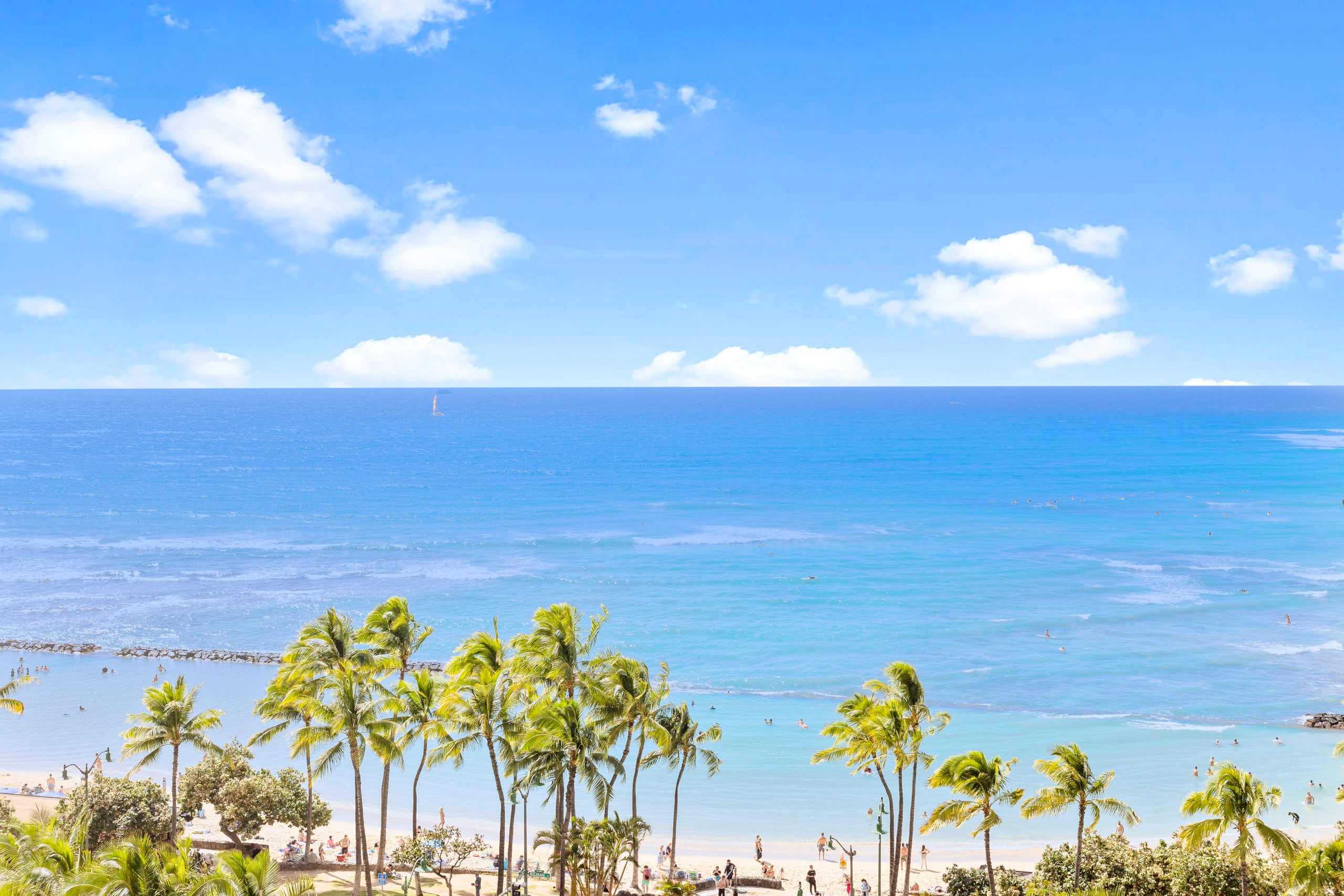 Oceanfront Condo W Free Valet Parking & Balcony - Image 6
