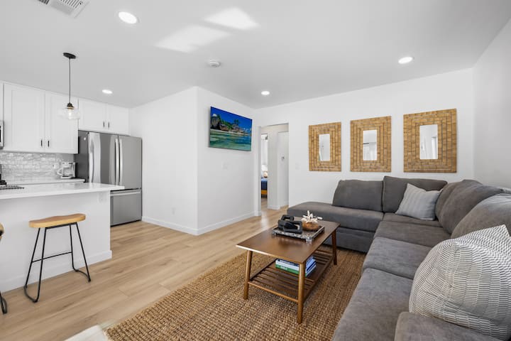 Sala de estar (con cama extraíble) en la unidad superior de 5 dormitorios