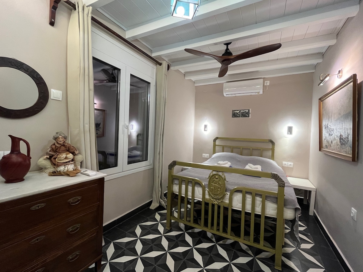 Ნომერი 3  (1 ორადგილიანი საწოლი)