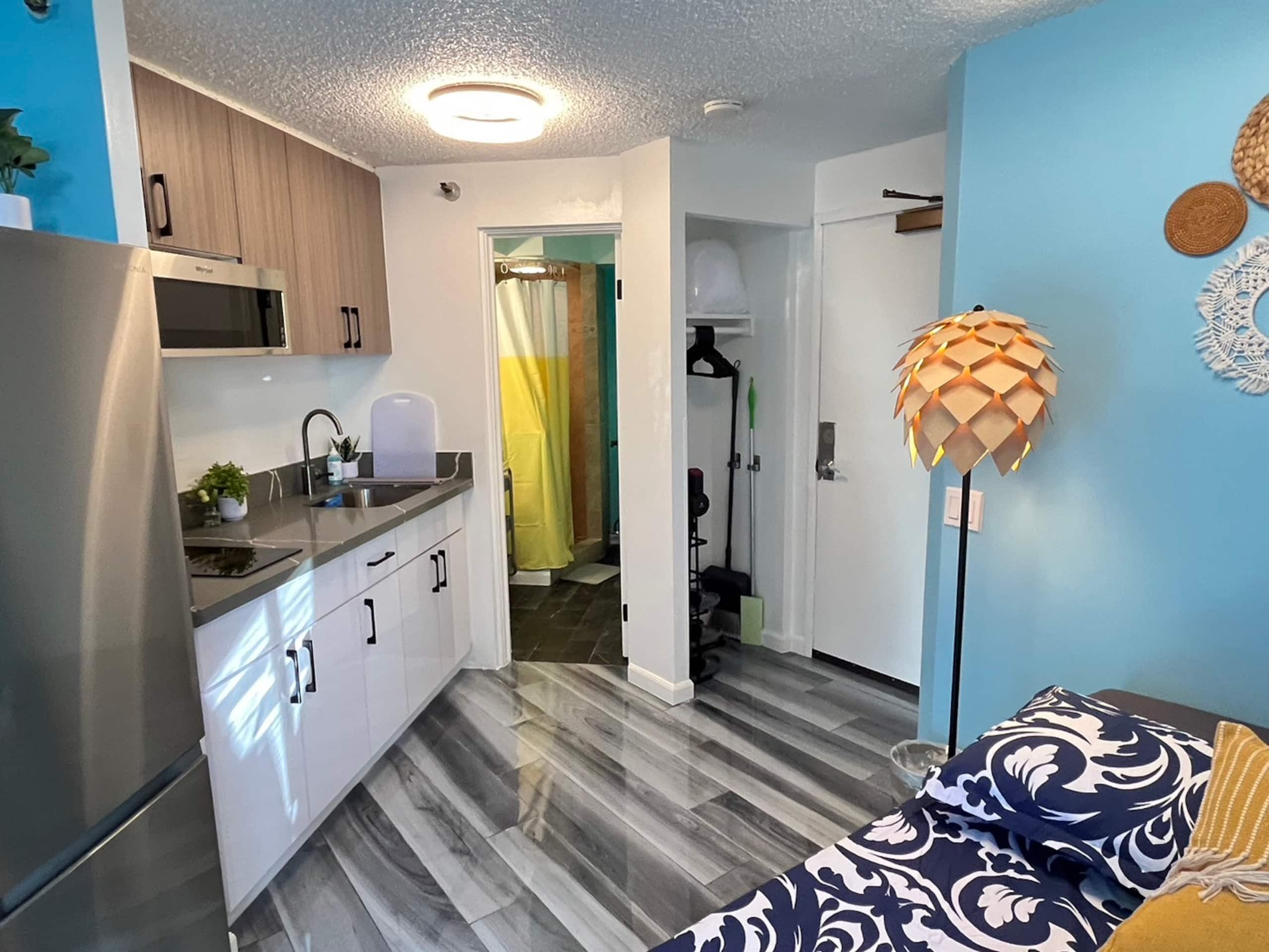 Condo in Honolulu · ★4.56 · 1 bedroom · 1 bed · 1 private bath - Image 5