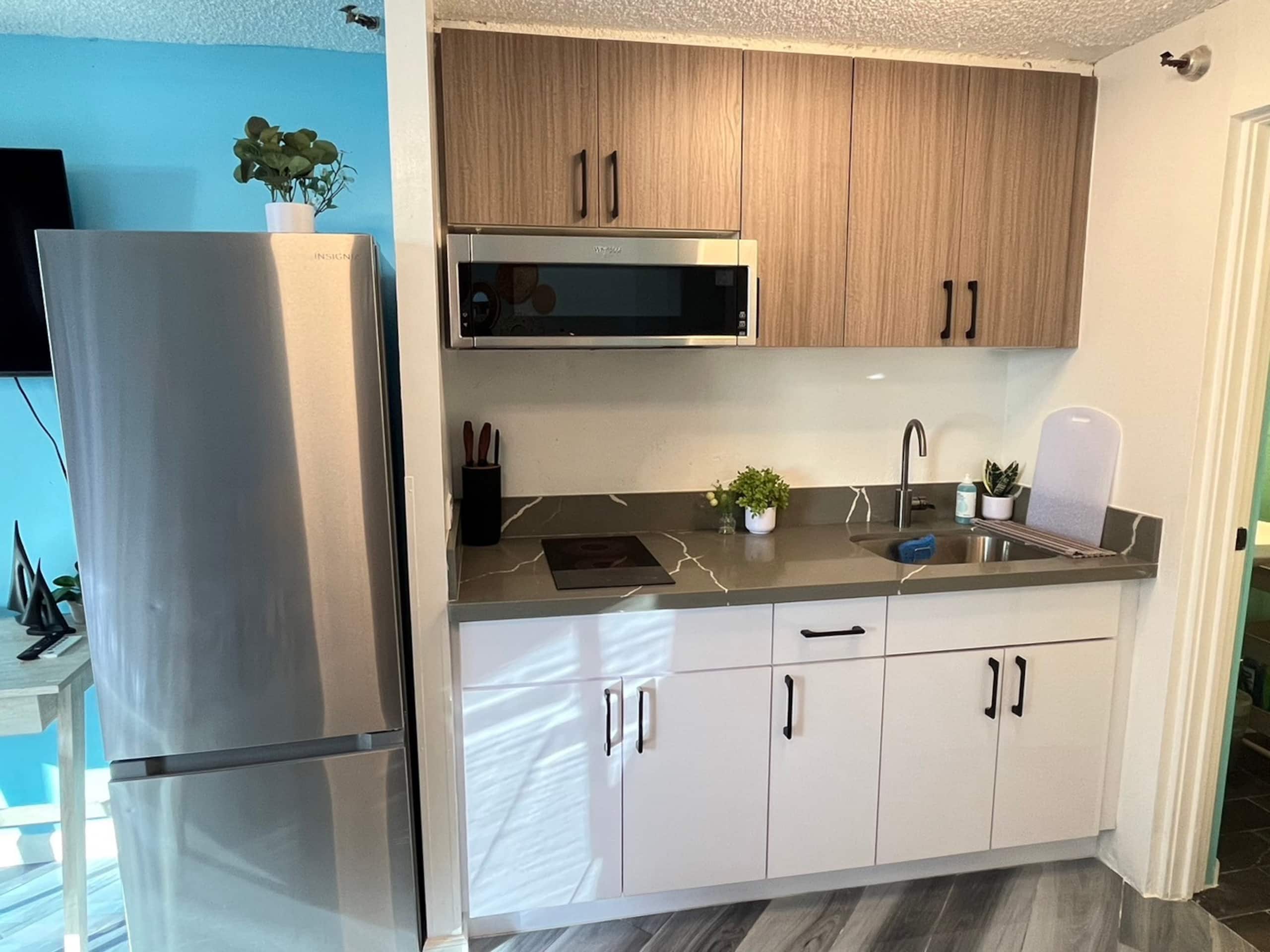 Condo in Honolulu · ★4.56 · 1 bedroom · 1 bed · 1 private bath - Image 6