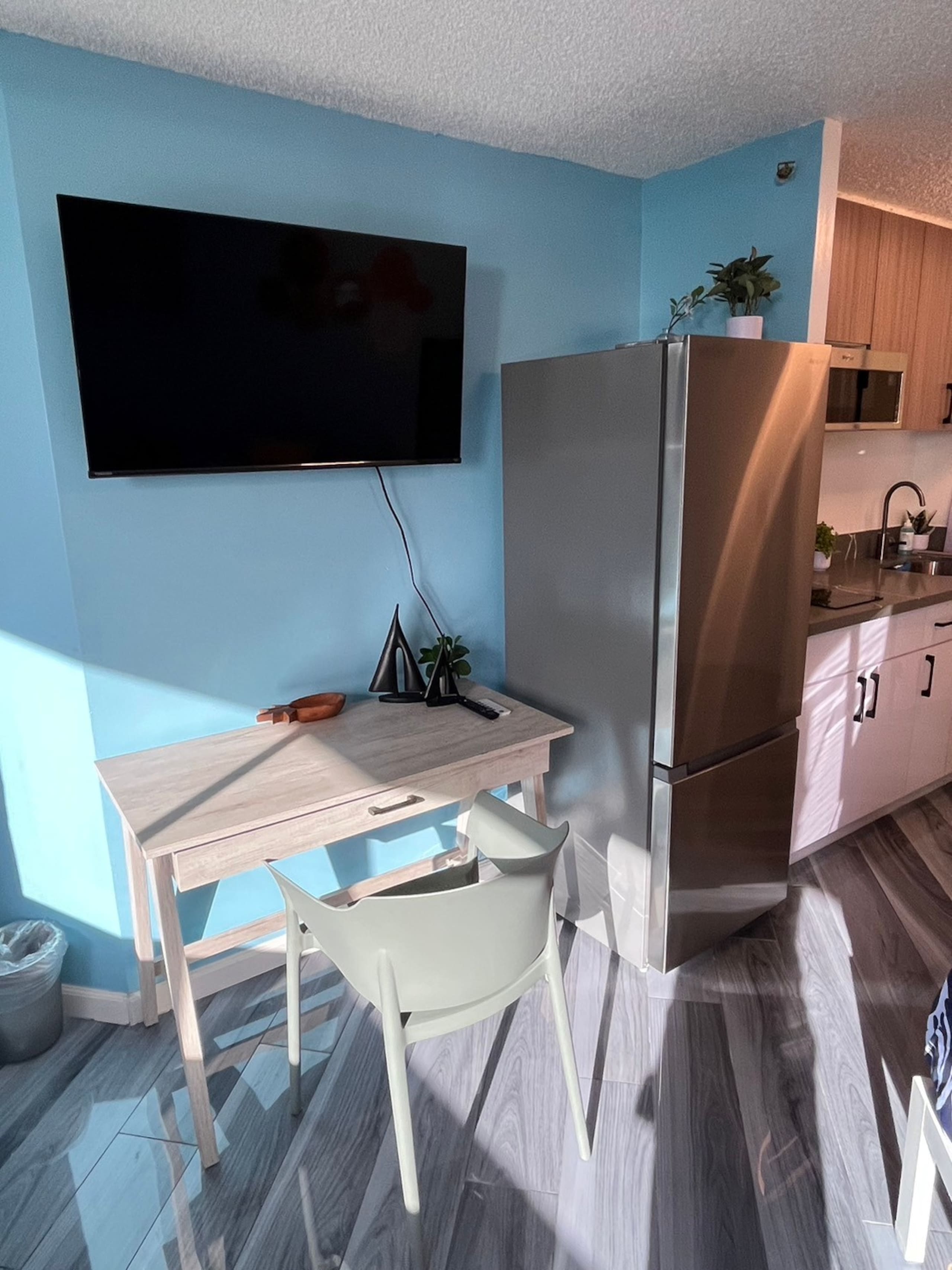 Condo in Honolulu · ★4.56 · 1 bedroom · 1 bed · 1 private bath - Image 2