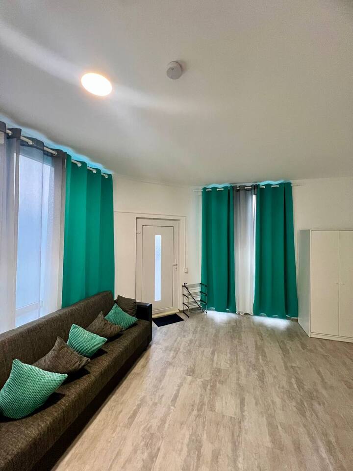 Monteurwohnung, Ferienwohnung R25 - Besigheim