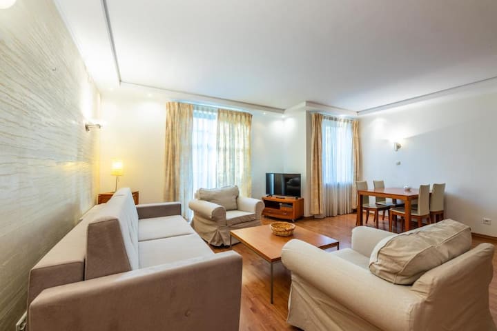 Glow Apartments managed Airbnb listing 3