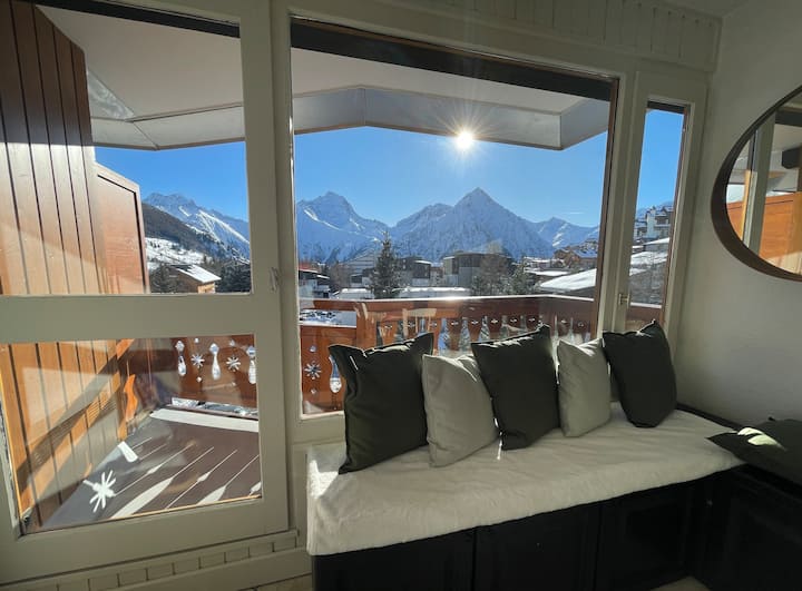 ベイウィンドウ+バルコニー/テラス