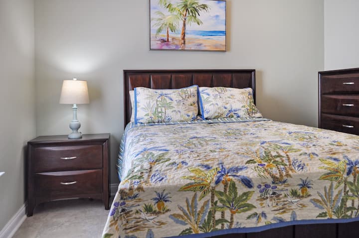 Queen bedroom with view of the Sound from your bed