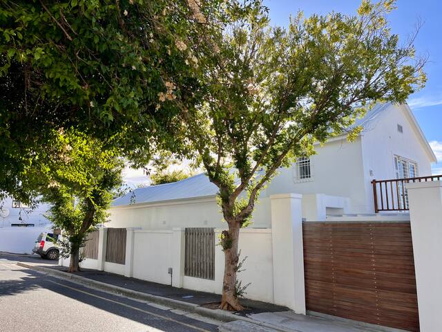 Seapoint Villa, Inverter, Views gallery image 2