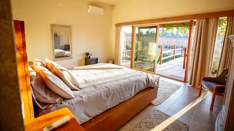 Vineyard Cabin - Valley Moon