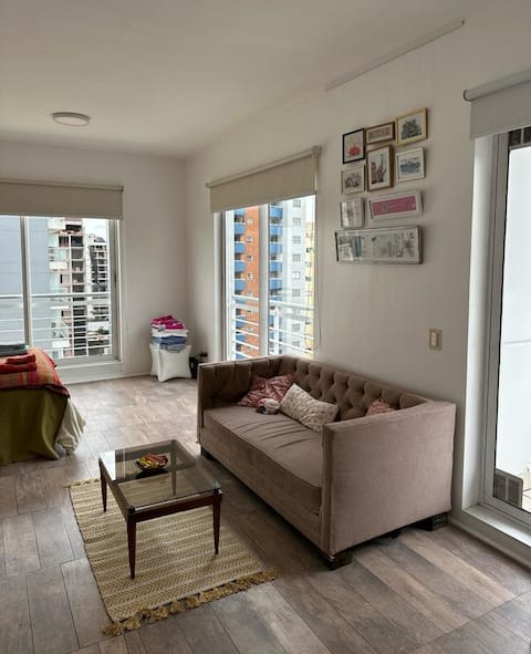 Airbnb con mejor rendimiento: Beautiful studio with a pool! en Núñez