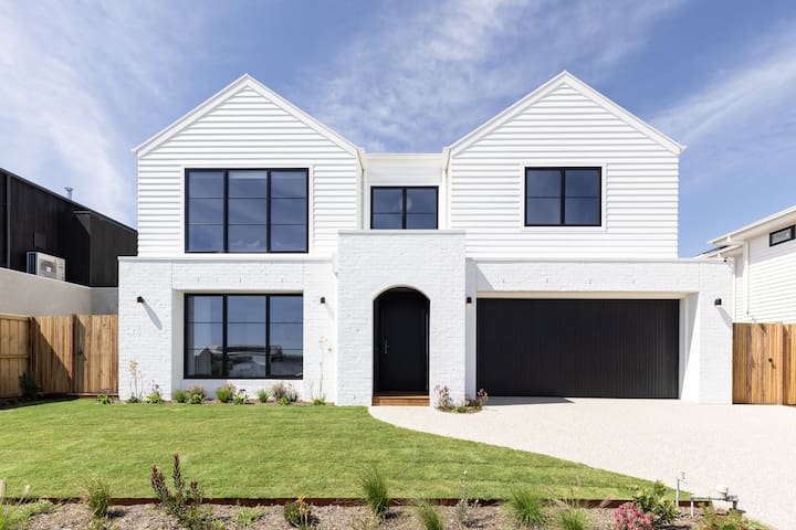 New Luxury Beach House, Huge Nth Facing Deck/Yard