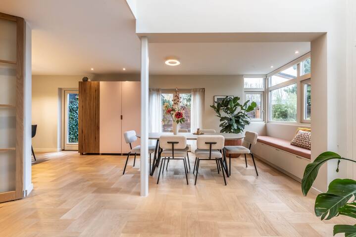 Stunning villa with heated pool gallery image 3