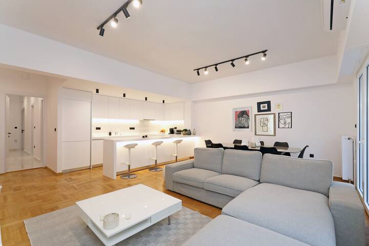 Platinum Kolonaki – Greecing