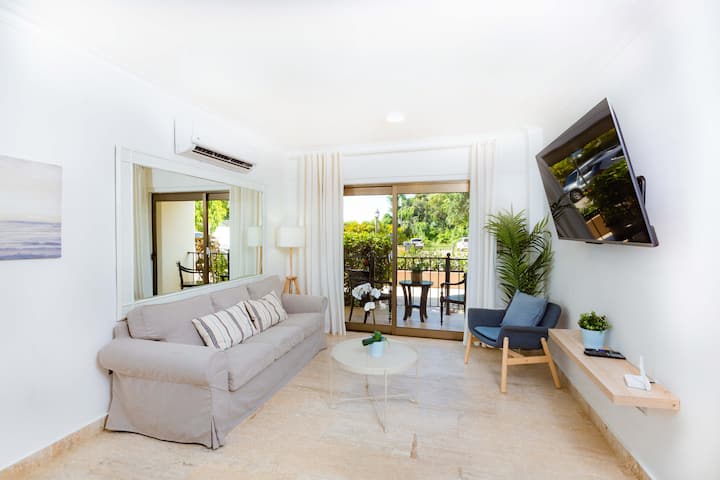 B1 - Beachfront Paradise: Condo With Two Pools - Sosúa