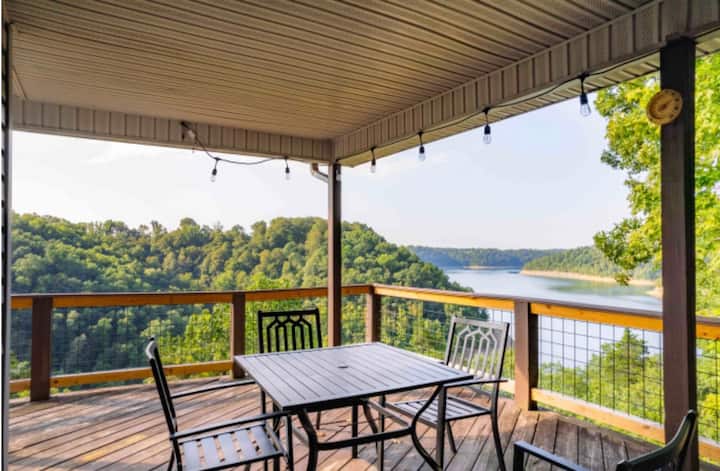Welcome to your Dream Lake Home