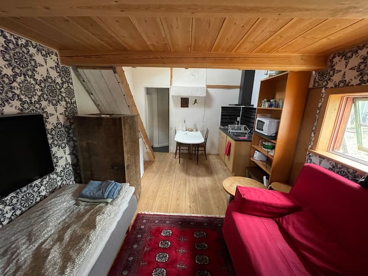 Lägenhet Inrymd I Gammal Byggnad - Askersund