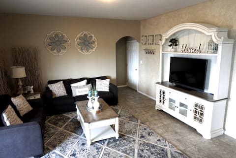 Popular Airbnb listing: Family Ranch House in Pueblo