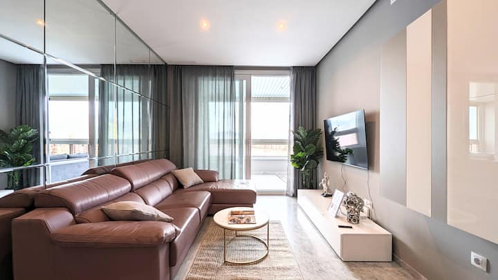 Gemelos Levante Beachfront Apartment - Benidorm