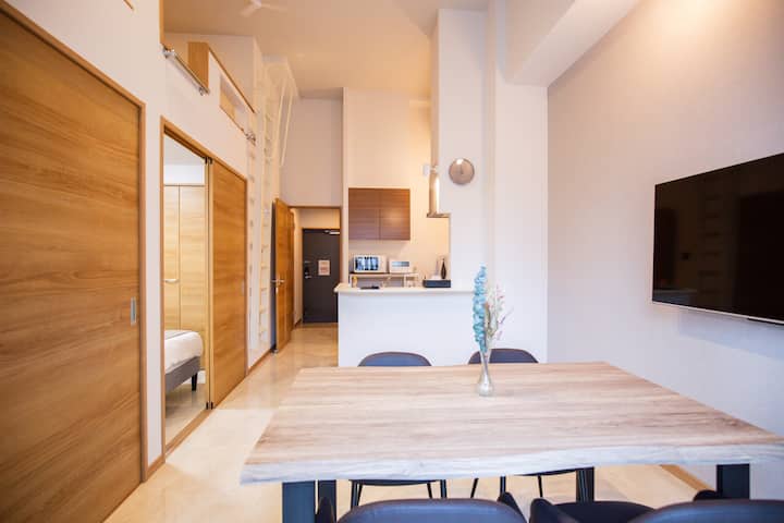 【博多駅徒歩7分】ekimae Apartment｜ダブルベッド3台完備｜40㎡・最大4名｜設備充実 - Fukuoka