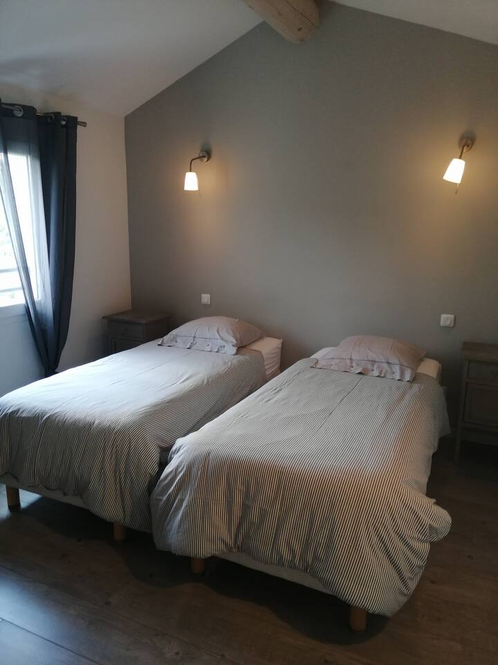 Спална соба 2 кат, Ле злосторничка