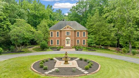 Eden Try Winery
 Manor House