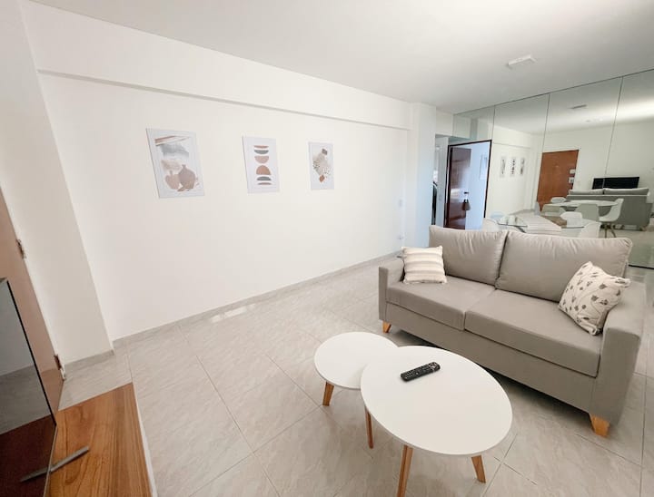 Apartamento de 2 ambientes com varanda em Balvanera