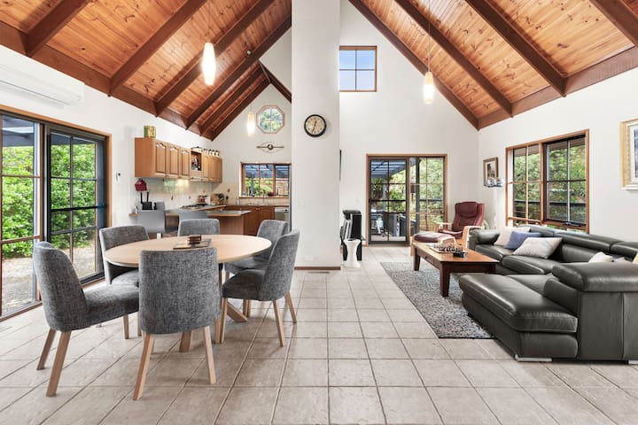 Cedar Beach House gallery image 2