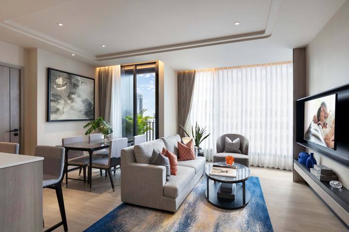 Luxurious 2BR Suite*Heart of Bangkok