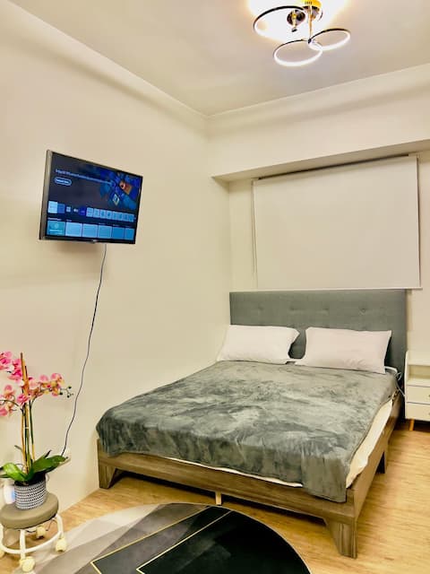 Modern Chic Condo Unit