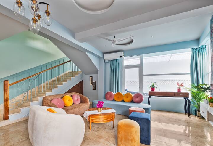 Living room image 2