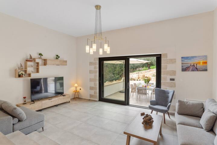 Brand new Villa Volakas gallery image 5