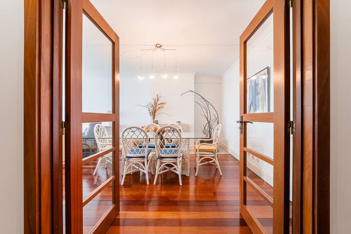 Farol View | Pool &Jacuzzi & Gym & Parking gallery image 2