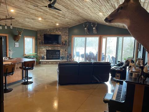 Beautiful Home on 90 Acres